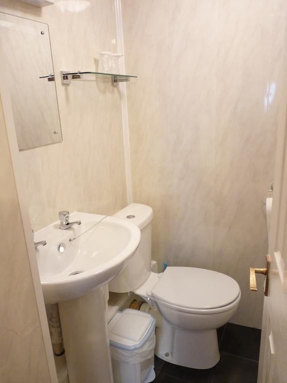 The Cumbrian Hotel แบล็คพูล ภายนอก รูปภาพ