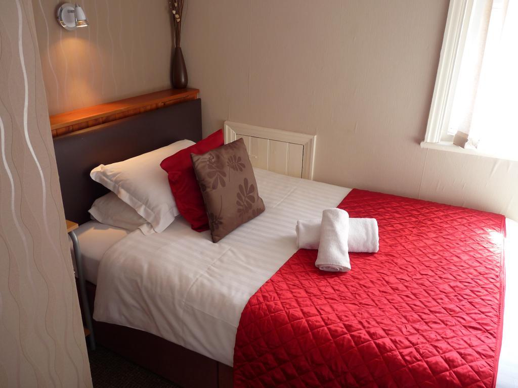 The Cumbrian Hotel แบล็คพูล ภายนอก รูปภาพ