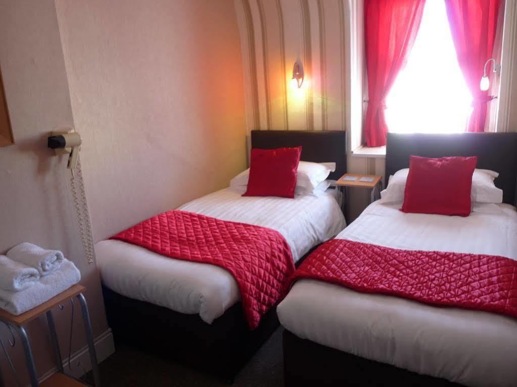 The Cumbrian Hotel แบล็คพูล ภายนอก รูปภาพ